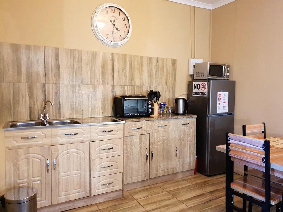 Rand Self-Catering Accommodation Carolina Екстериор снимка