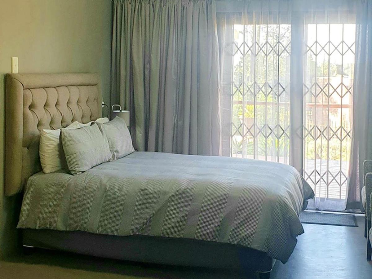 Rand Self-Catering Accommodation Carolina Екстериор снимка