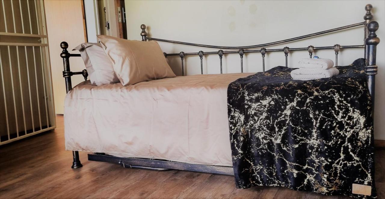 Rand Self-Catering Accommodation Carolina Екстериор снимка